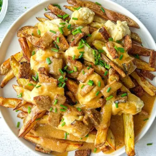 vegan-poutine-with-mushroom-gravy-and-cashew-ricotta