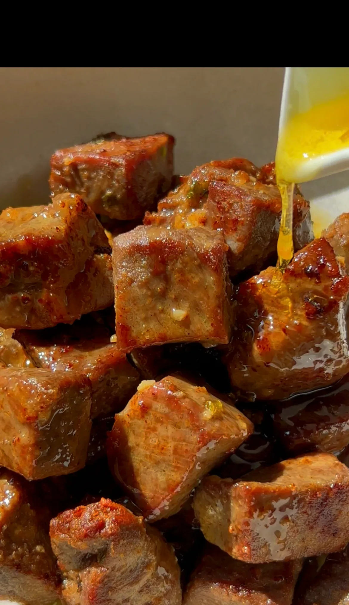 garlic-parmesan-and-truffle-steak-bites