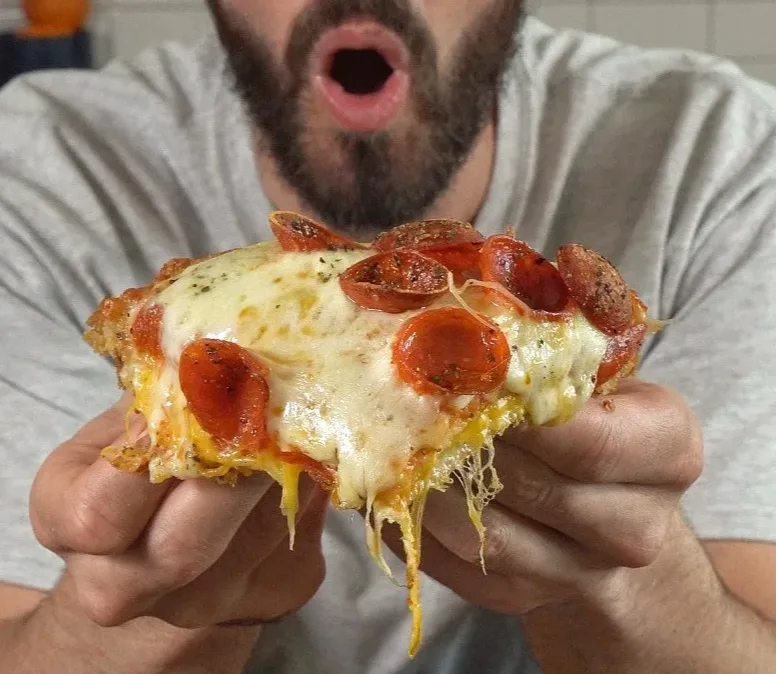 grilled-cheese-pepperoni-pizza-2