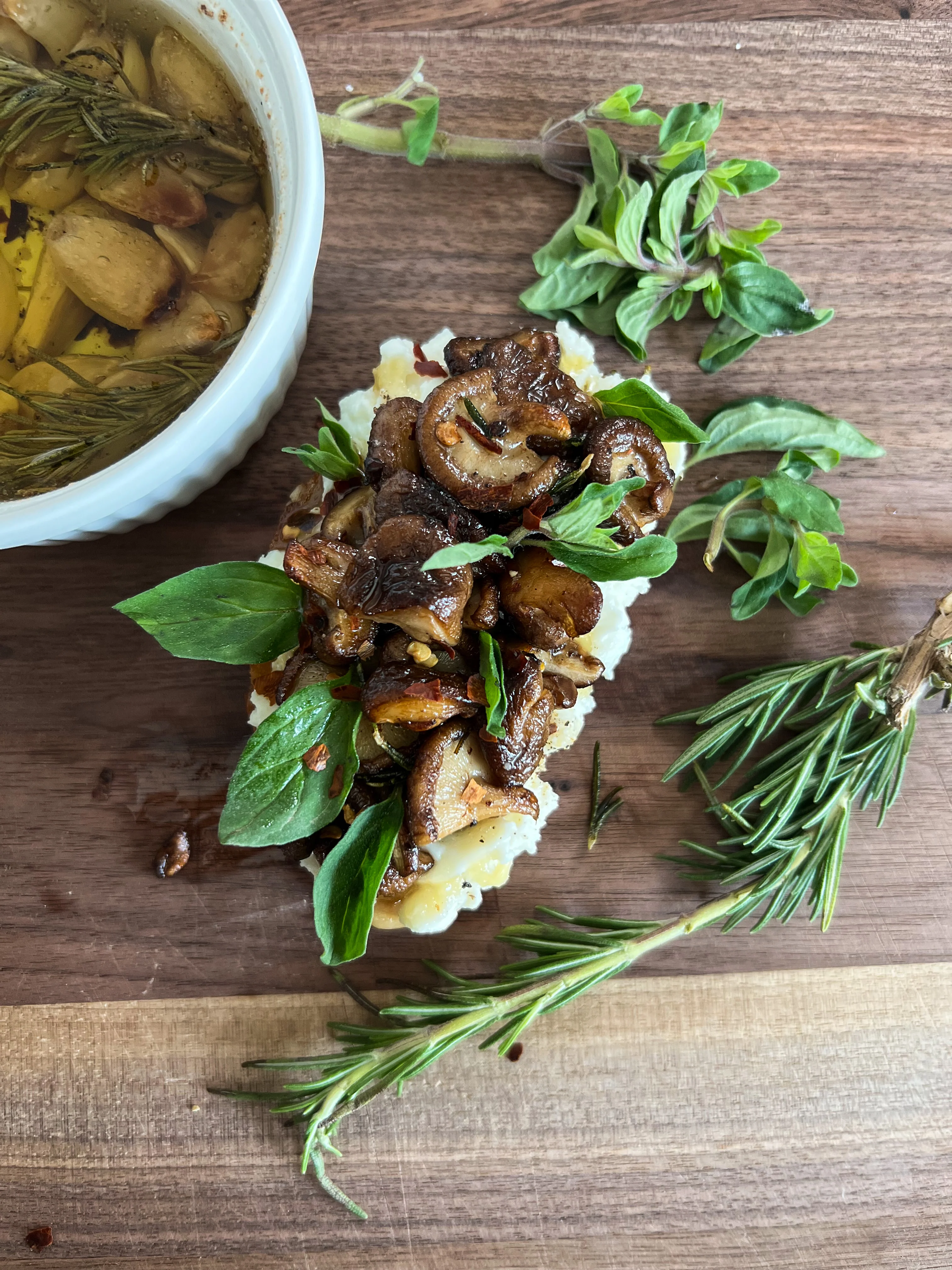 garlic-confit-and-mushroom-toast