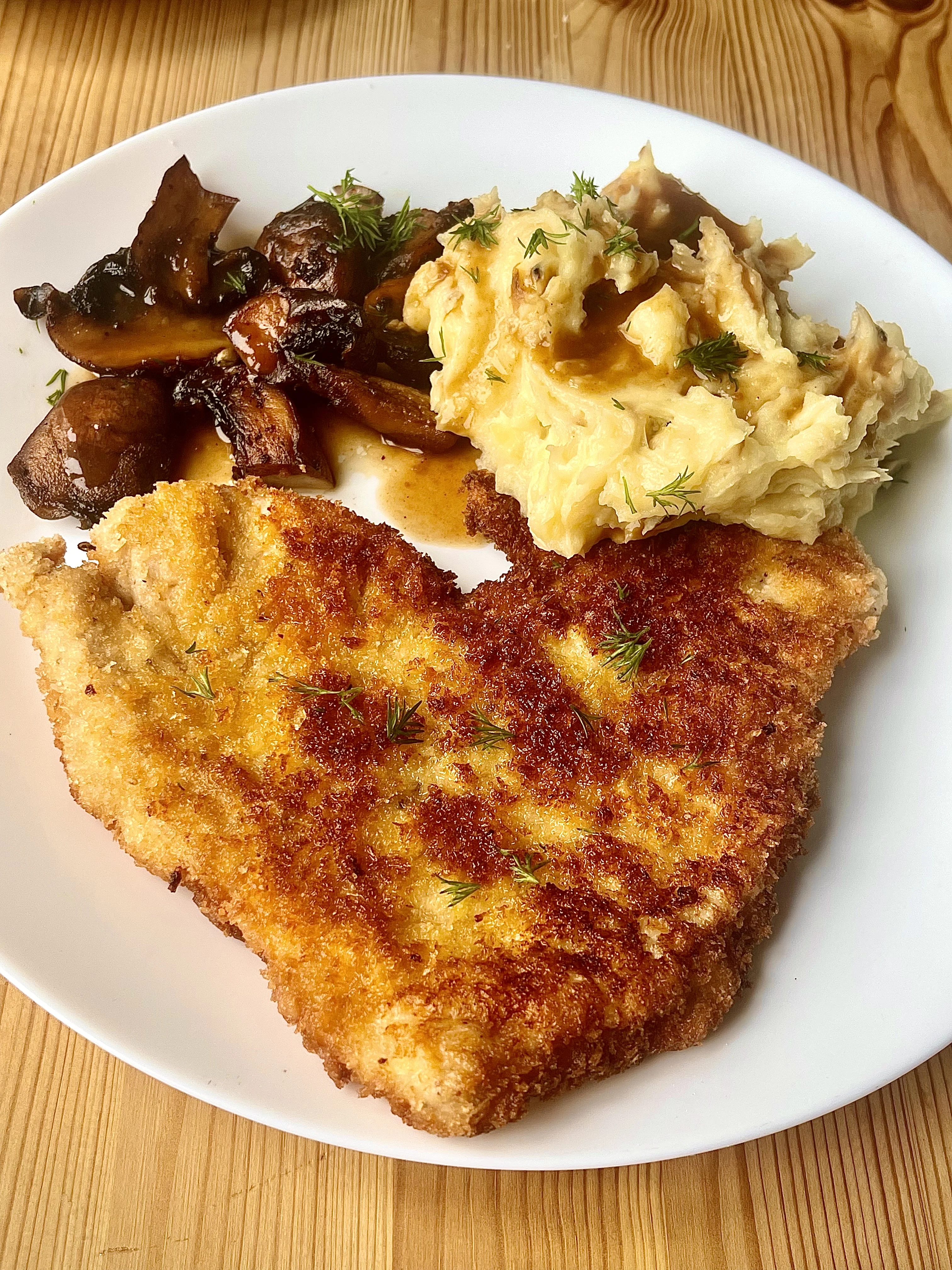 crunchy-juicy-schnitzel