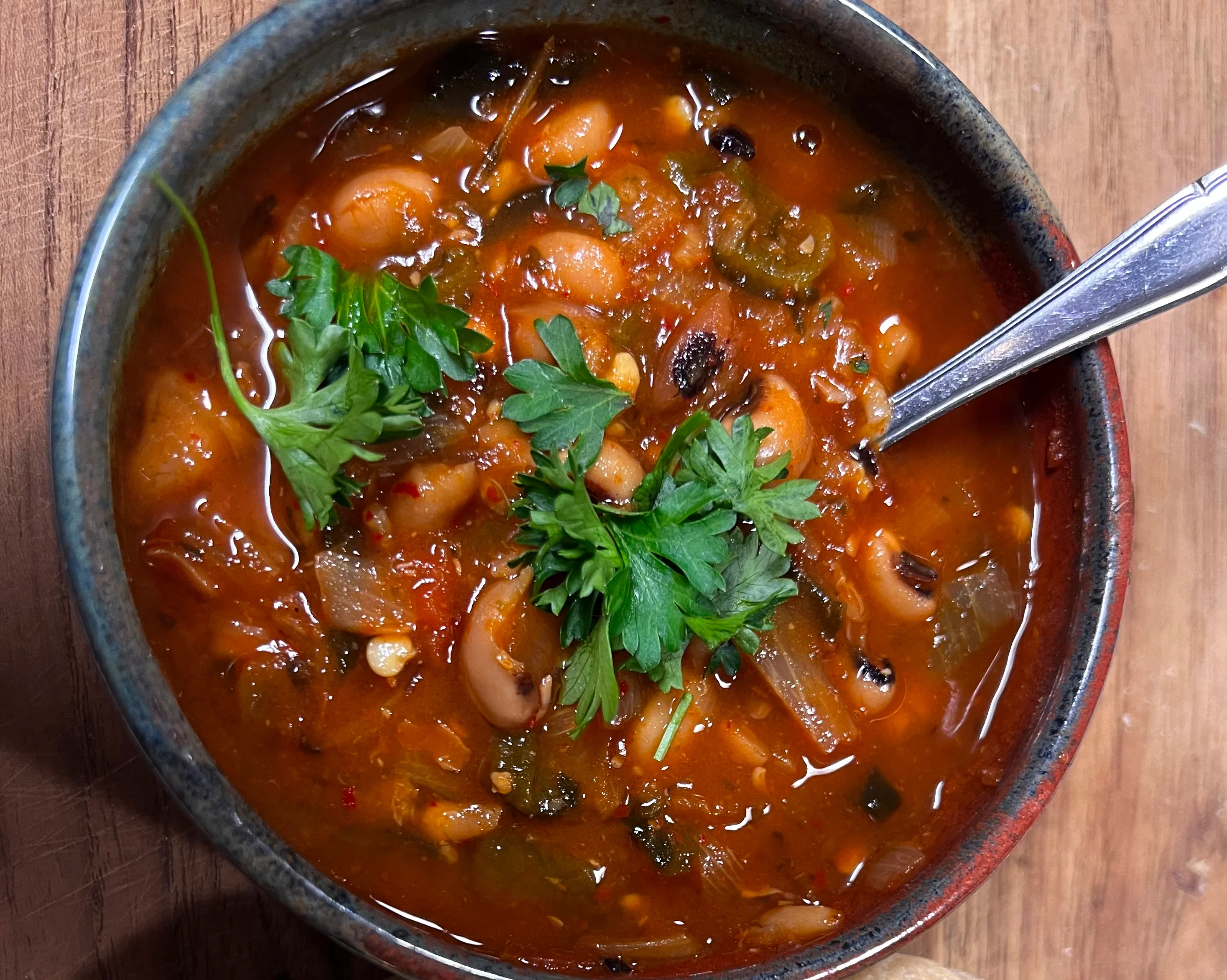 black-eyed-pea-with-poblano-pepper-soup