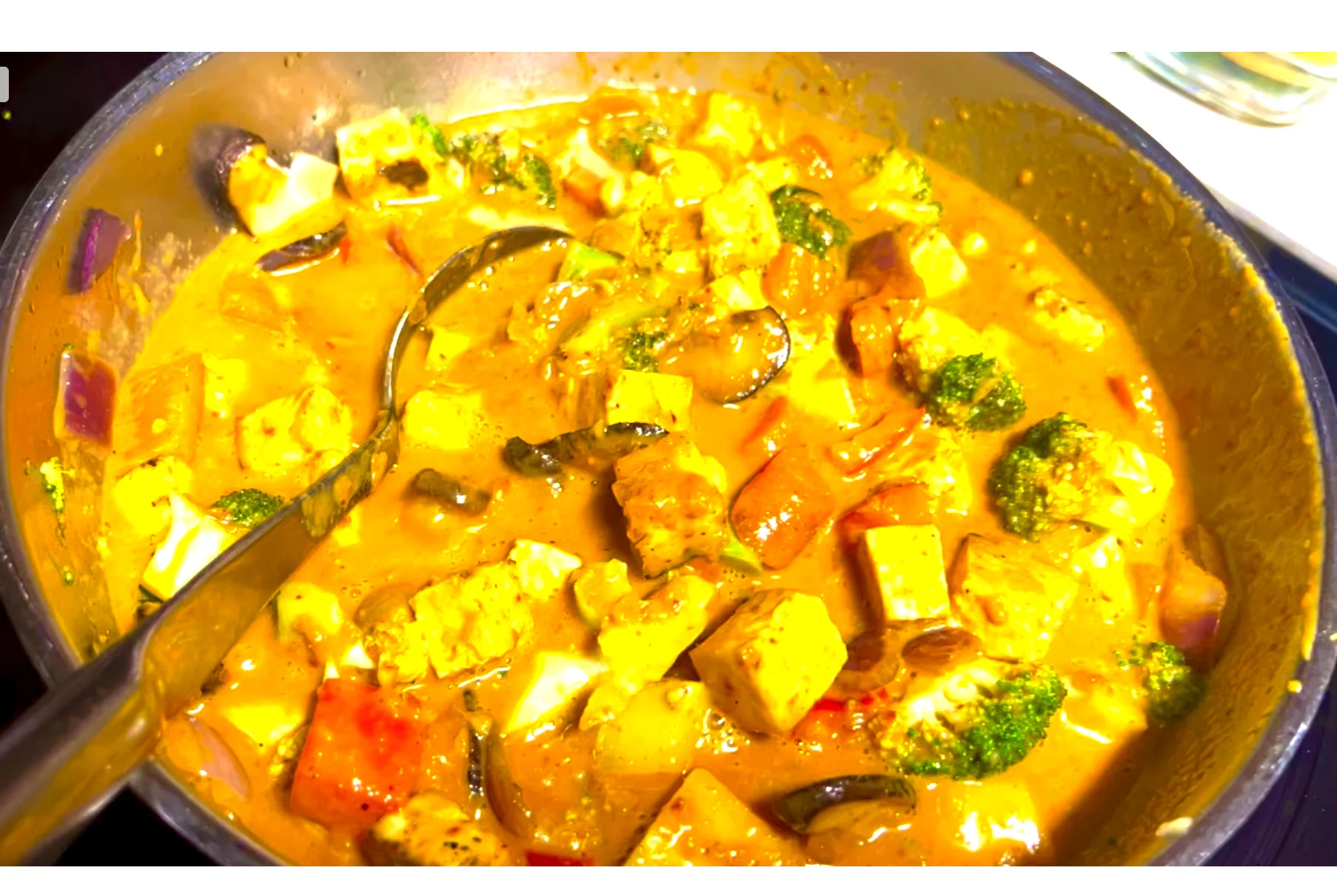 vegan-thai-peanut-curry