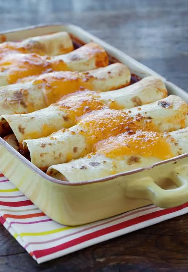 green-chile-enchiladas