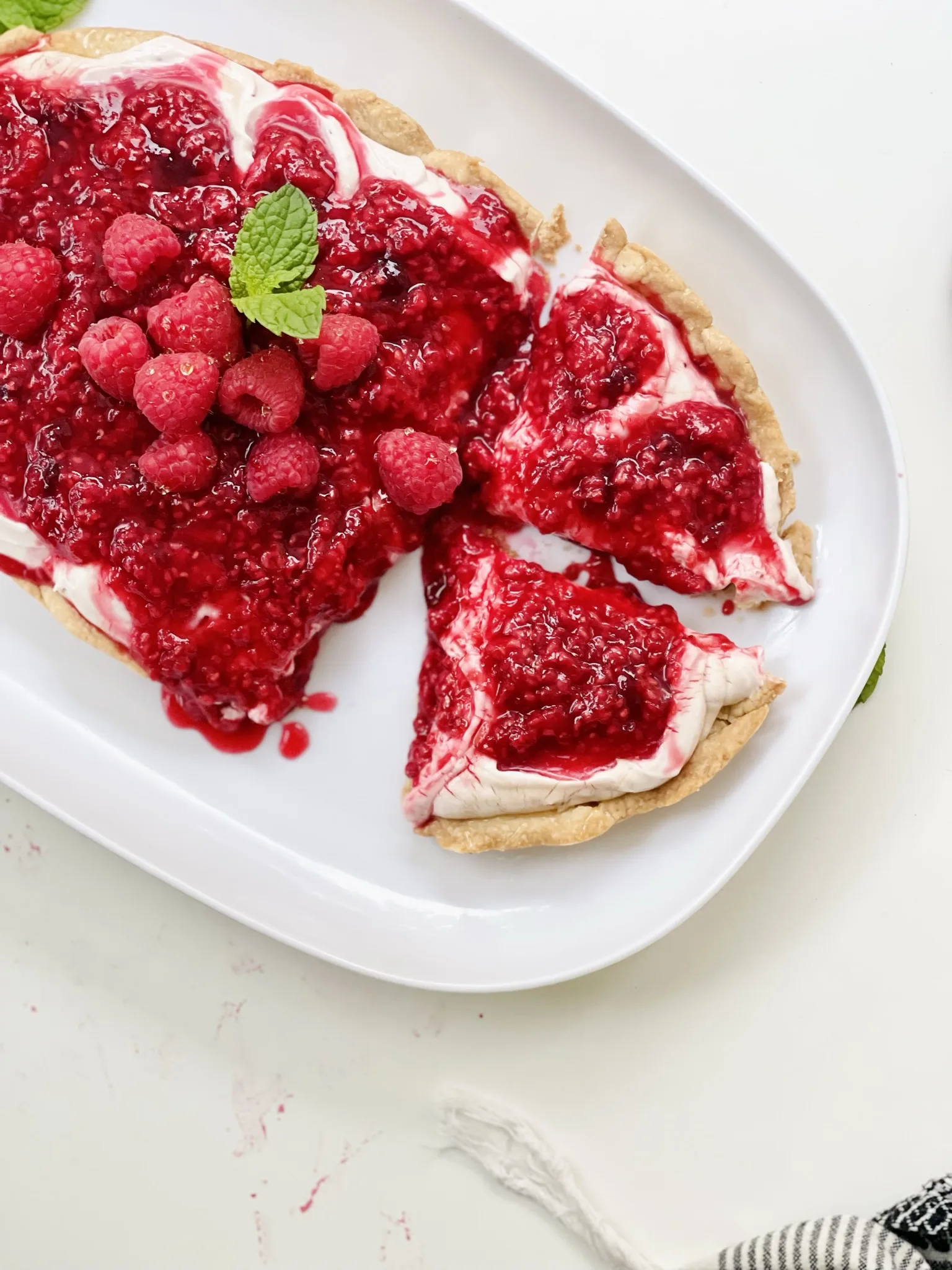 strawberry-raspberry-habanero-mascarpone-tart
