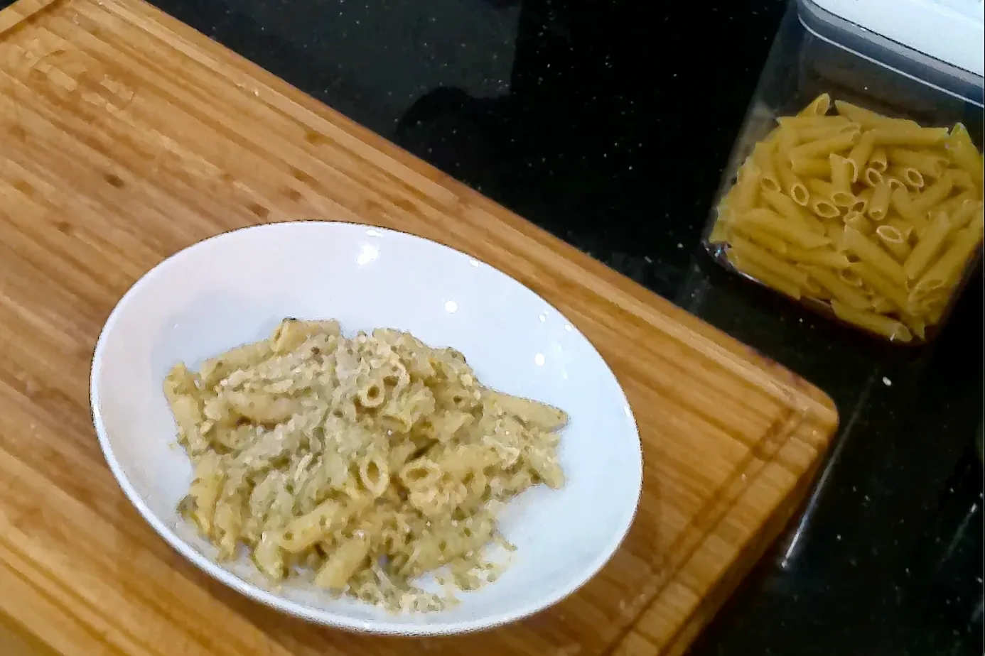 pesto-and-chicken-penne