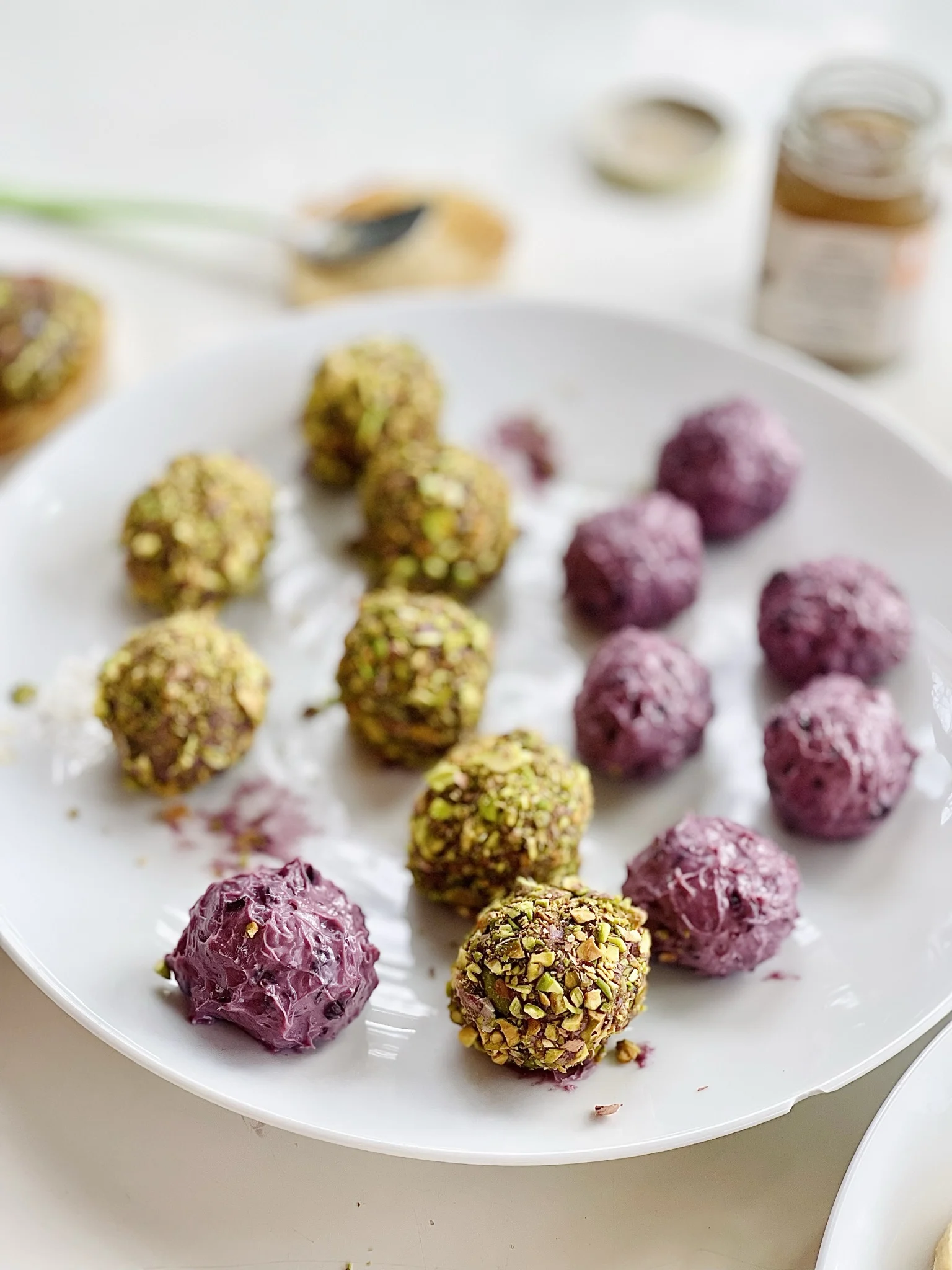 marionberry-blueberry-goat-cheese-balls