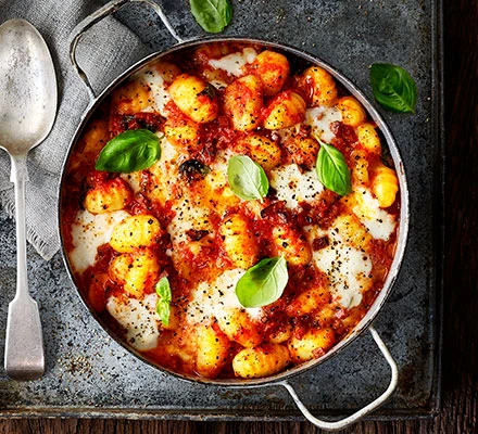chorizo-and-mozzarella-gnocchi-bake