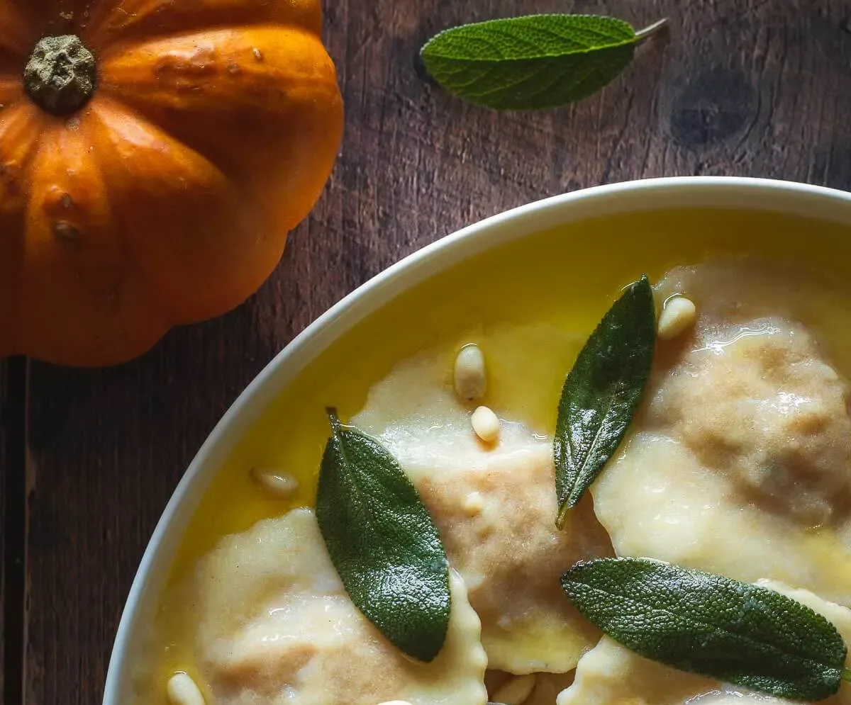 mamma-lucia's-white-ravioli