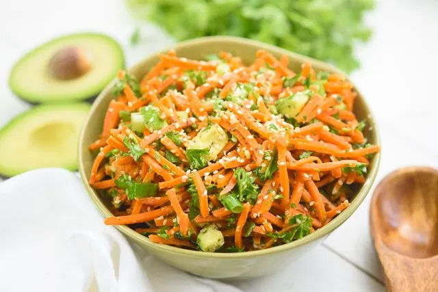 carrot-and-avacado-salad