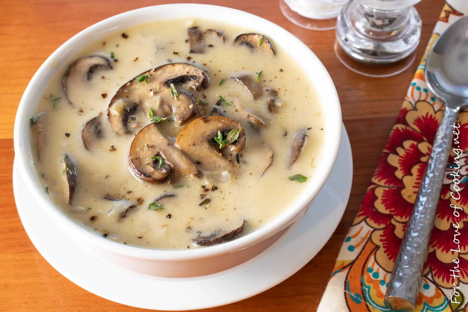 creamy-roasted-mushroom-soup