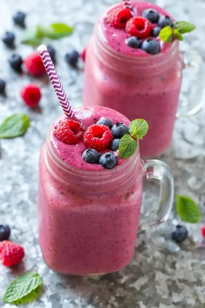 berry-banana-smoothie