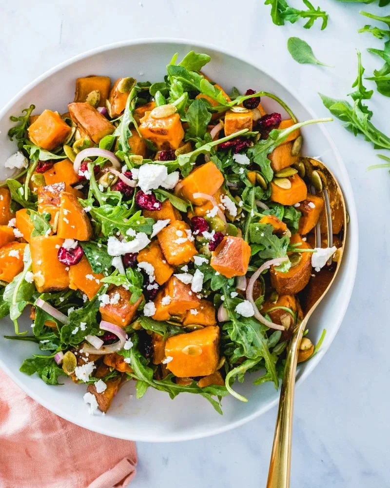 delicious-winter-salad-with-sweet-potato-and-arugula-salad