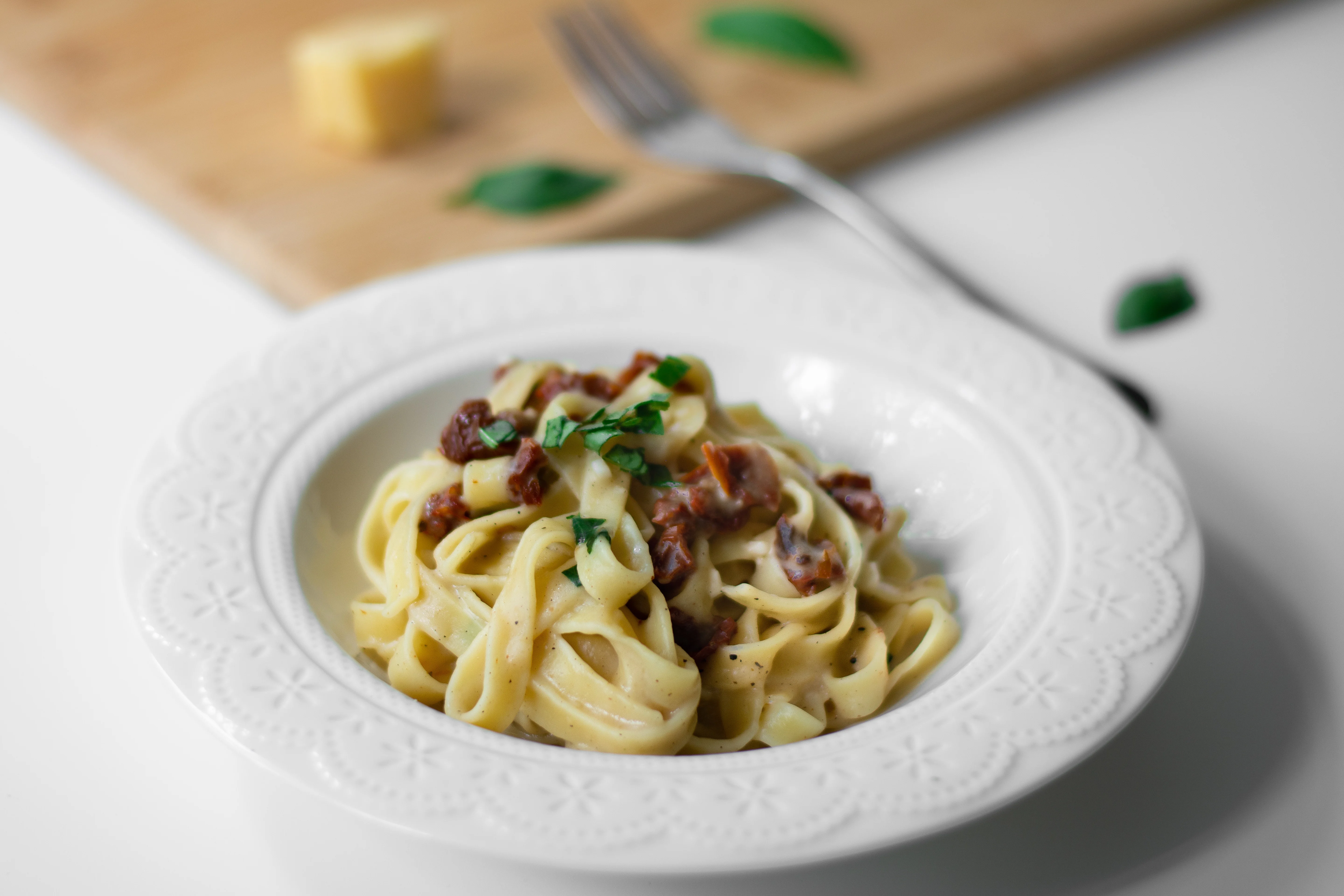 garlic-alfredo-pasta-sauce