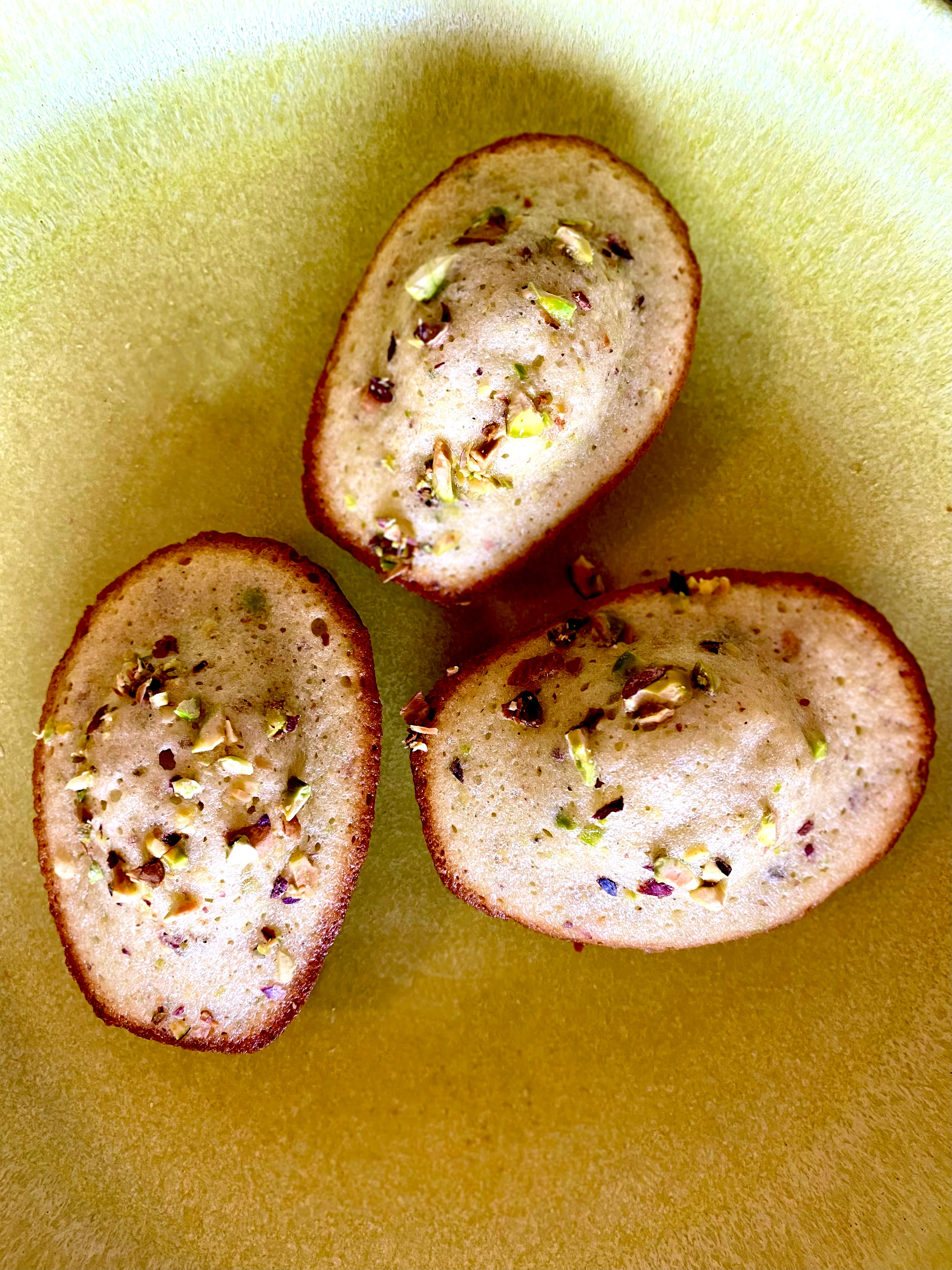 pistachio-madeline