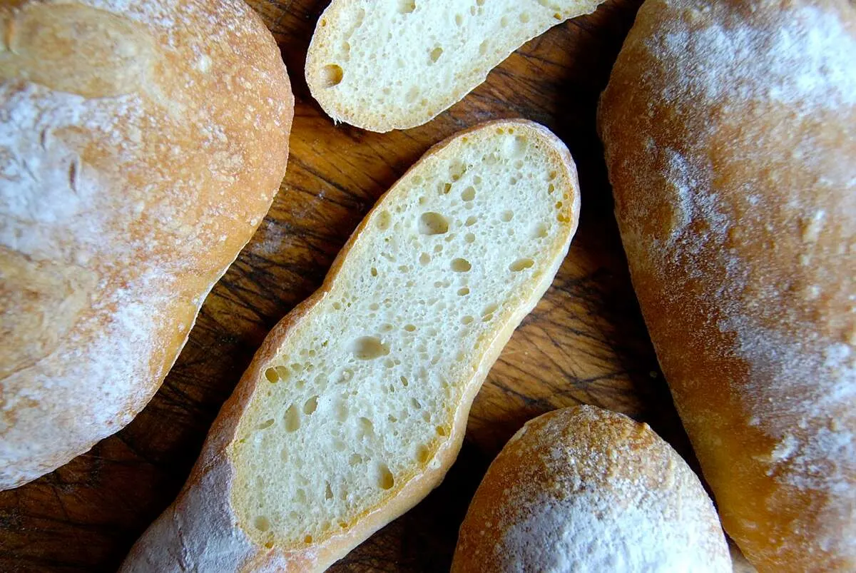 no-knead-to-worry-crusty-white-bread