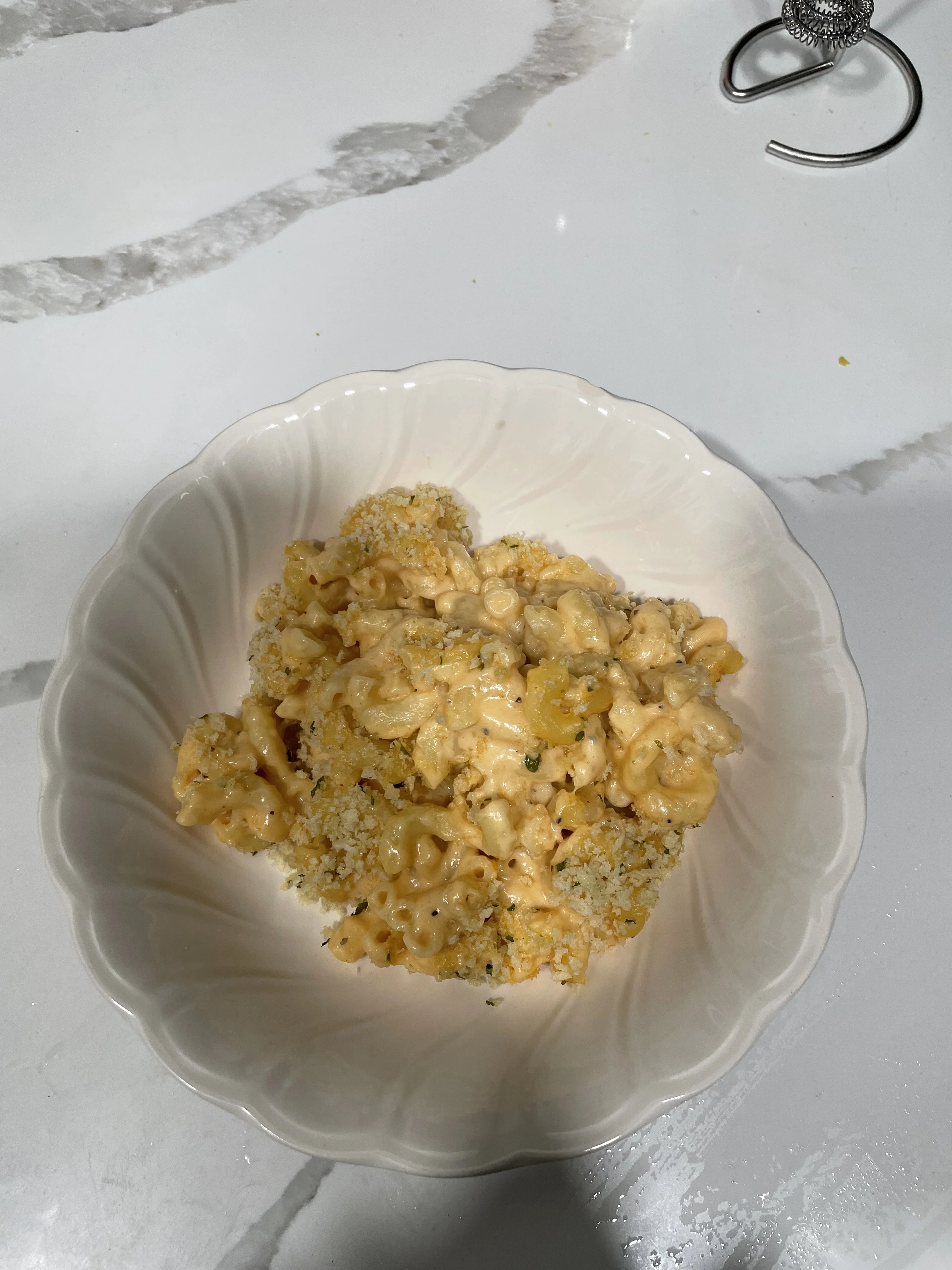 buffalo-mac-and-cheese-bake