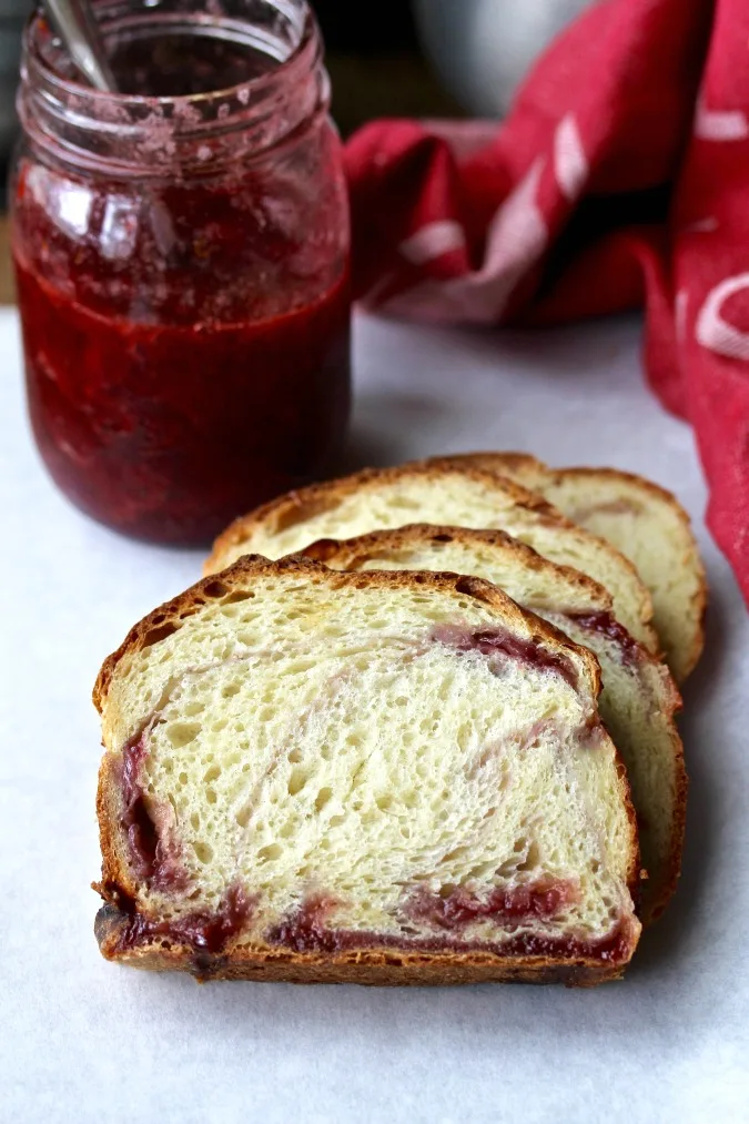 strawberry-swirl-no-knead-brioche