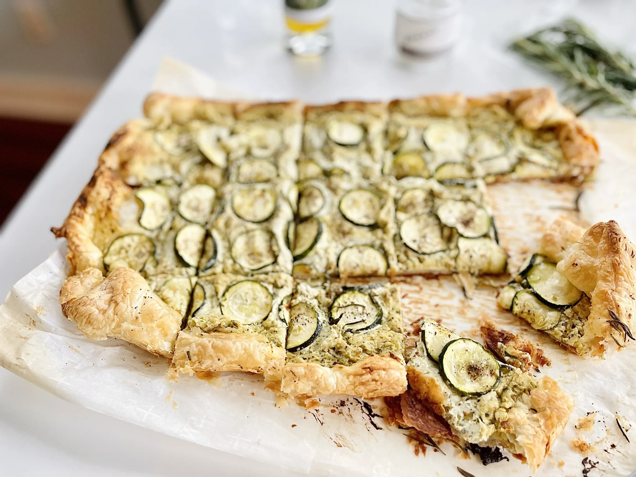 herbed-cheesy-zucchini-puff-pastry-tart