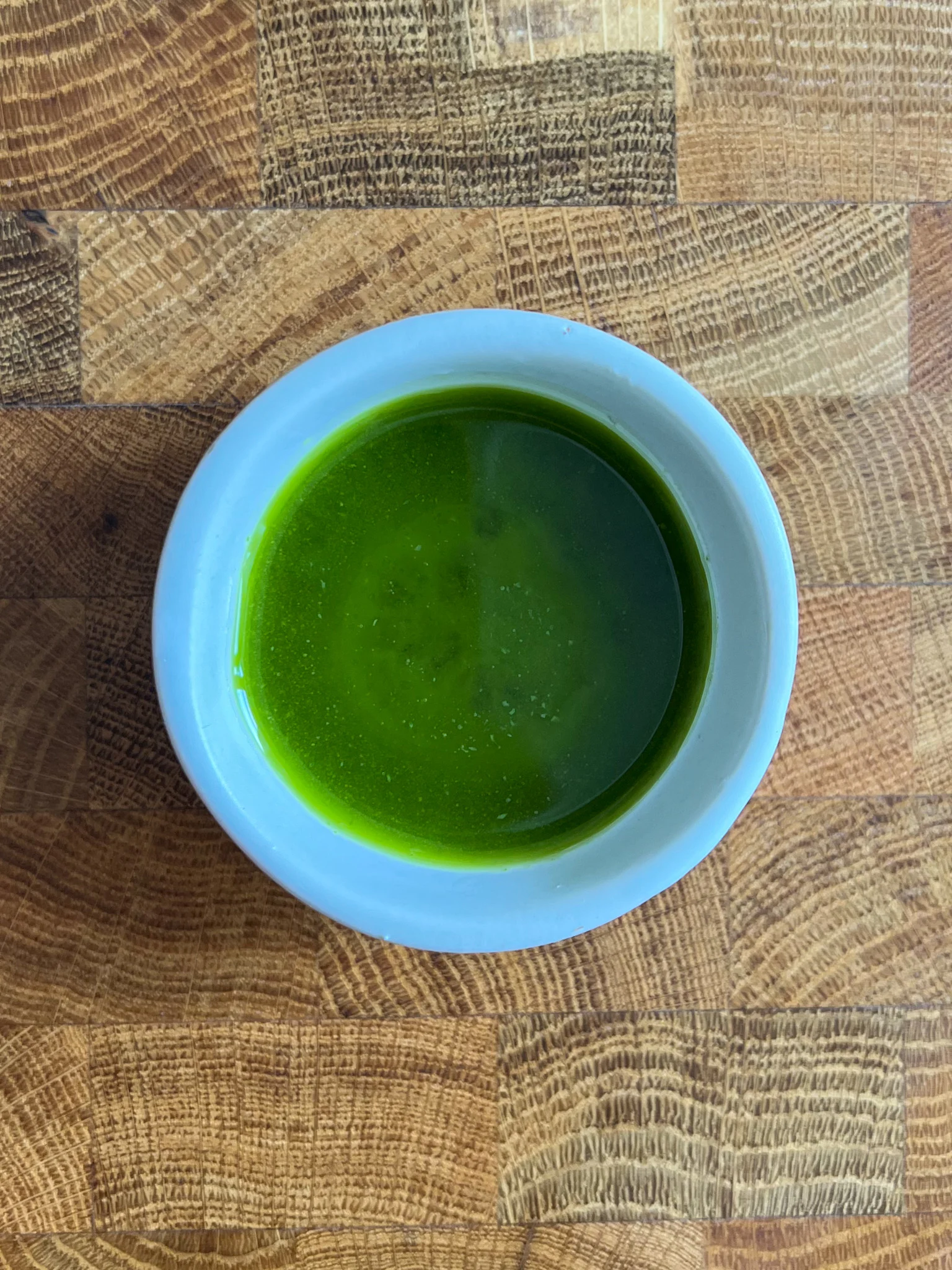 basil-oil