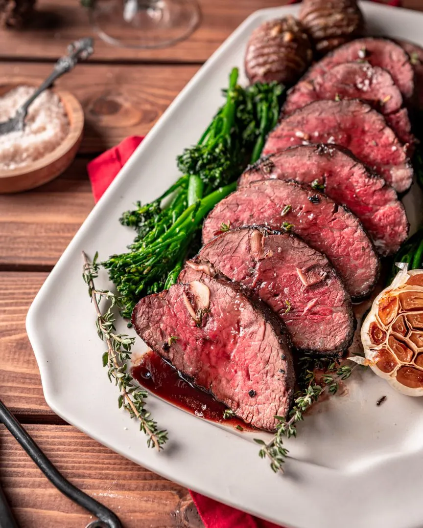 garlic-rosemary-beef-tenderloin