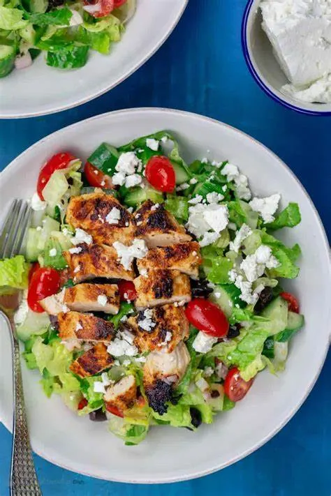 healthy-greek-chicken-salad