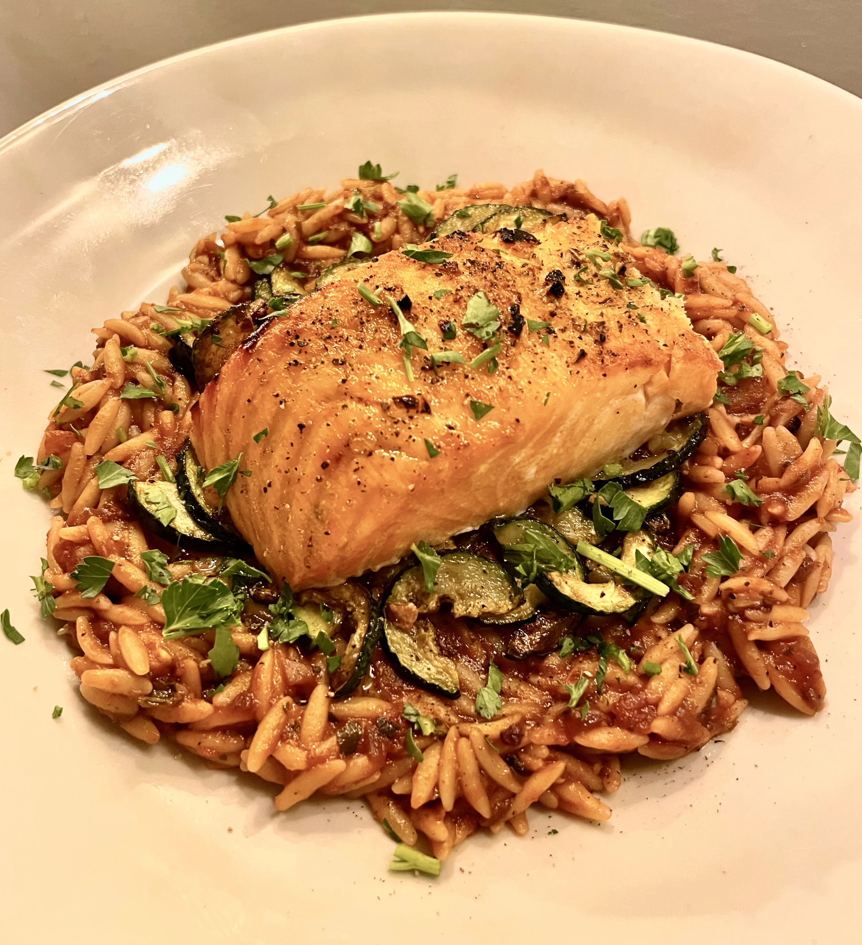 garlic-tomato-orzo-with-crispy-zucchini-and-baked-salmon
