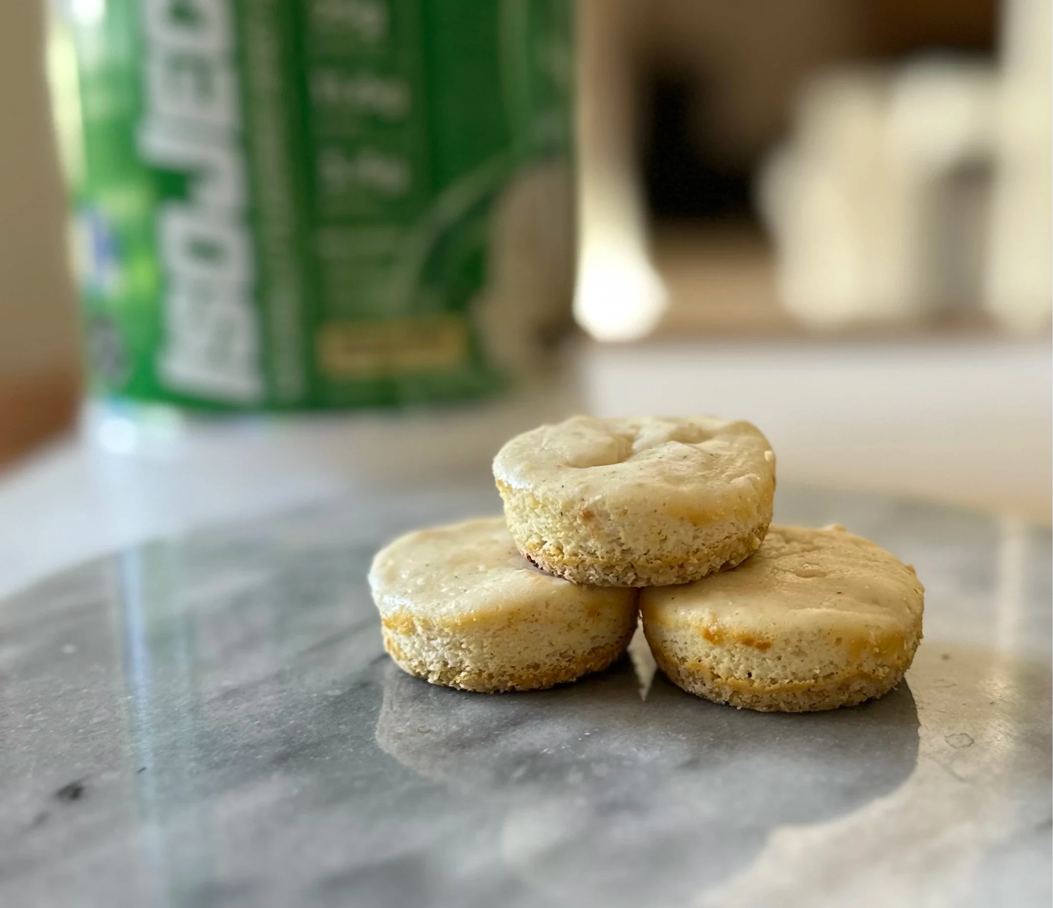 vanilla-bean-protein-cheesecake-bites