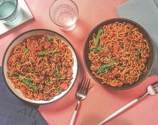 stir-fried-honey-sesame-beef-noodles