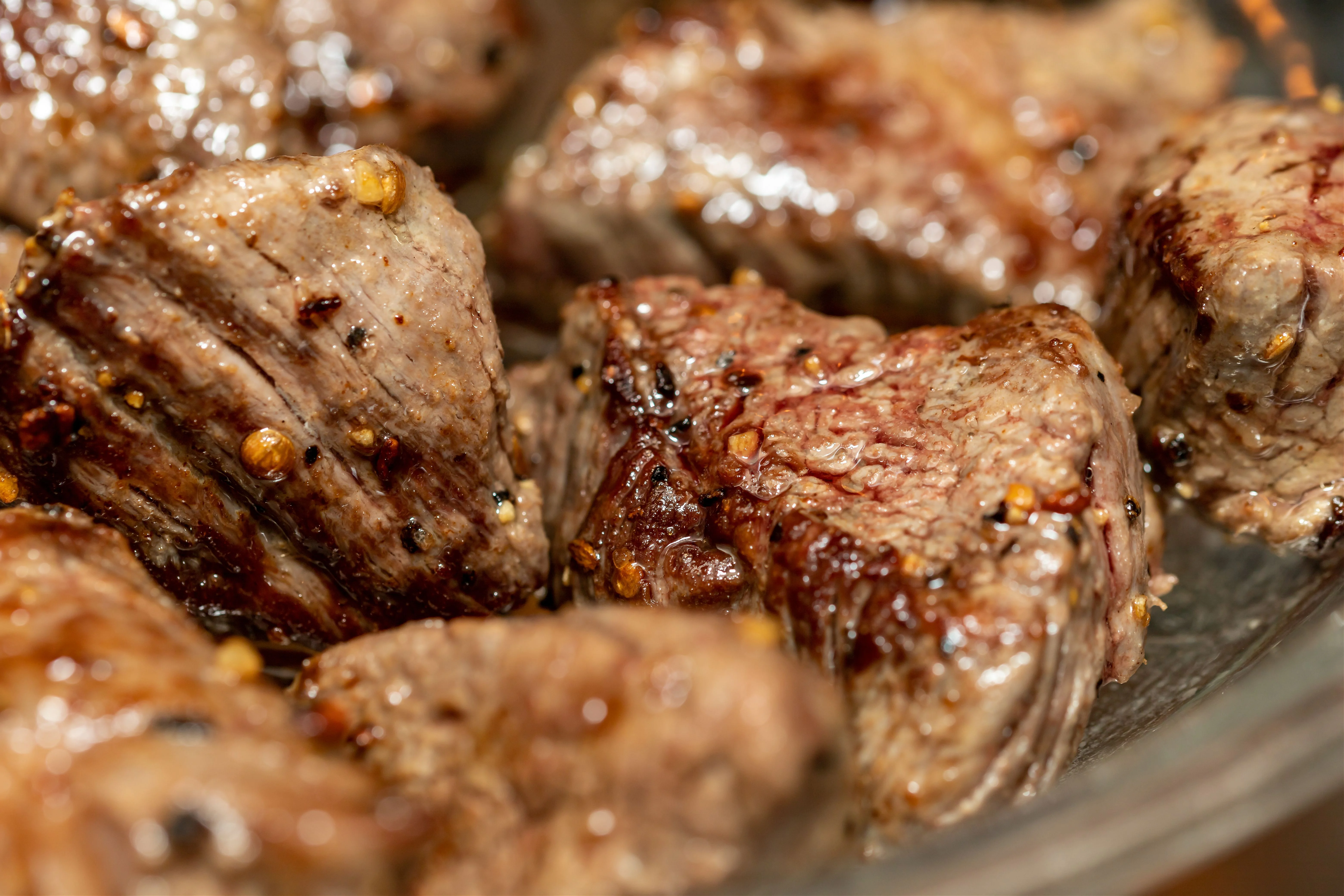 keto-garlic-butter-steak-bites