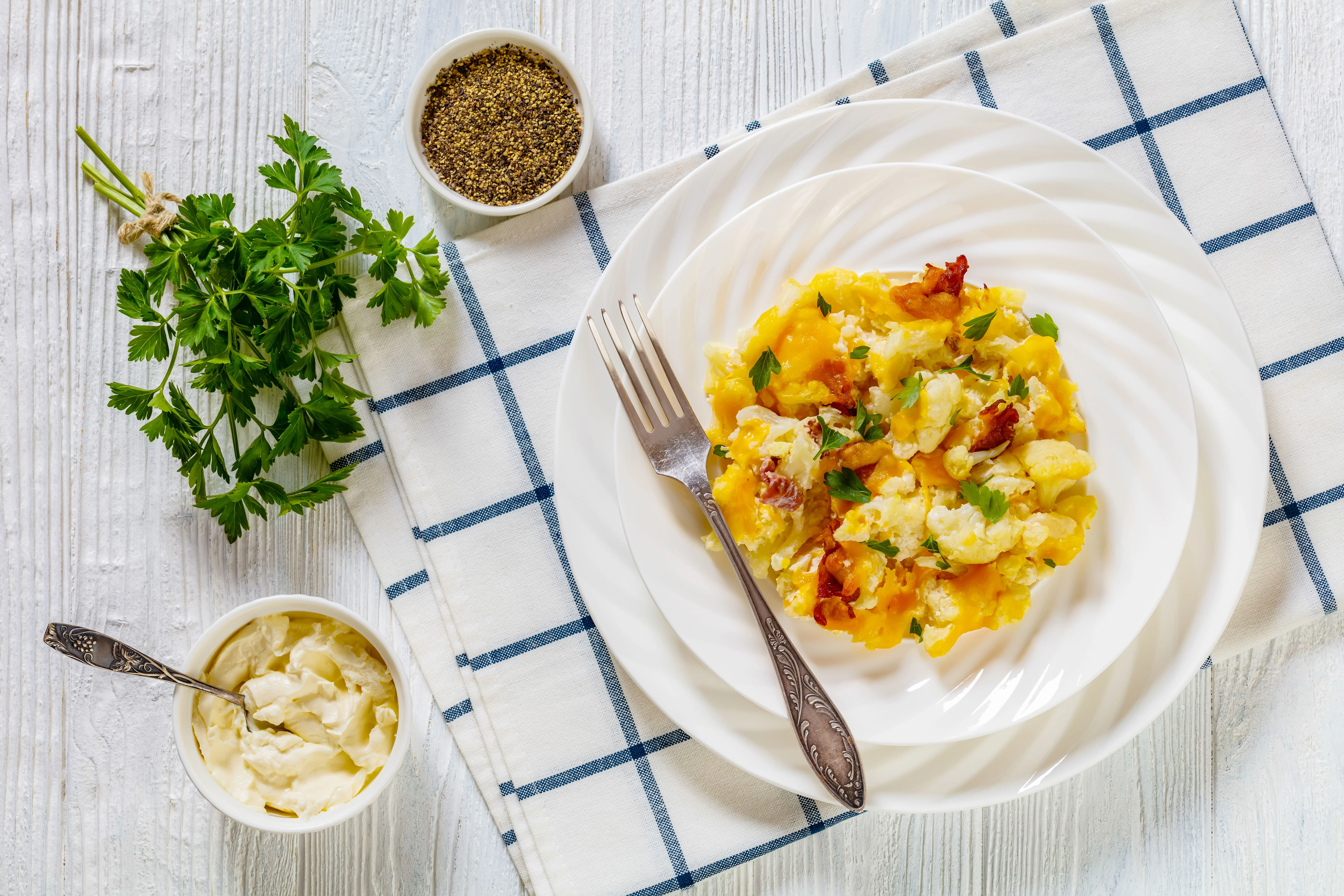 cheesy-bacon-cauliflower-casserole