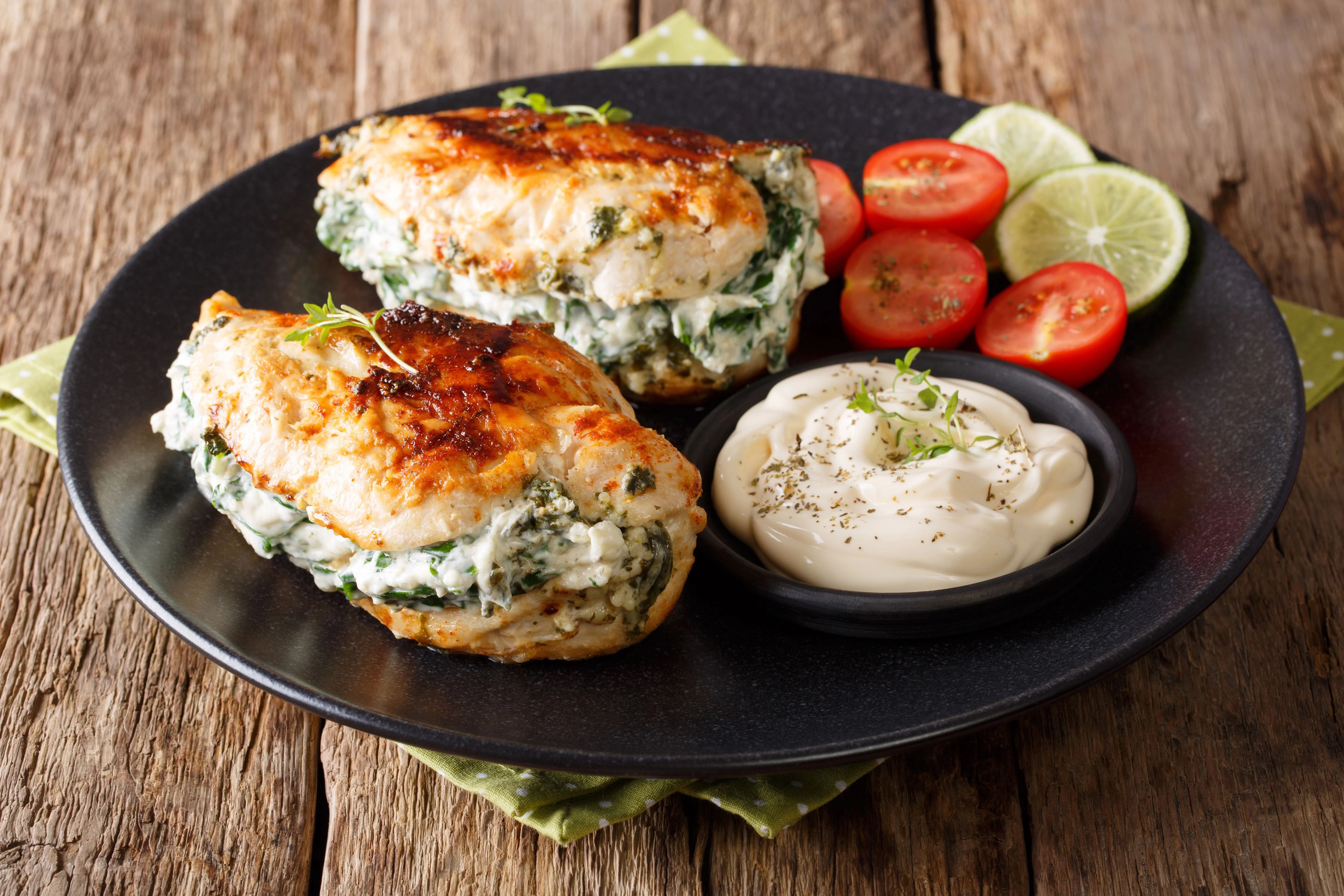 creamy-spinach-stuffed-chicken-breasts
