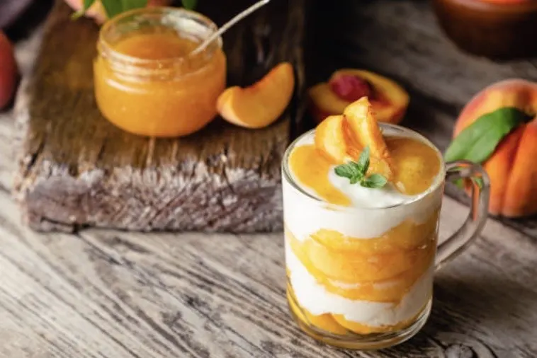 creme-legere-aux-nectarines