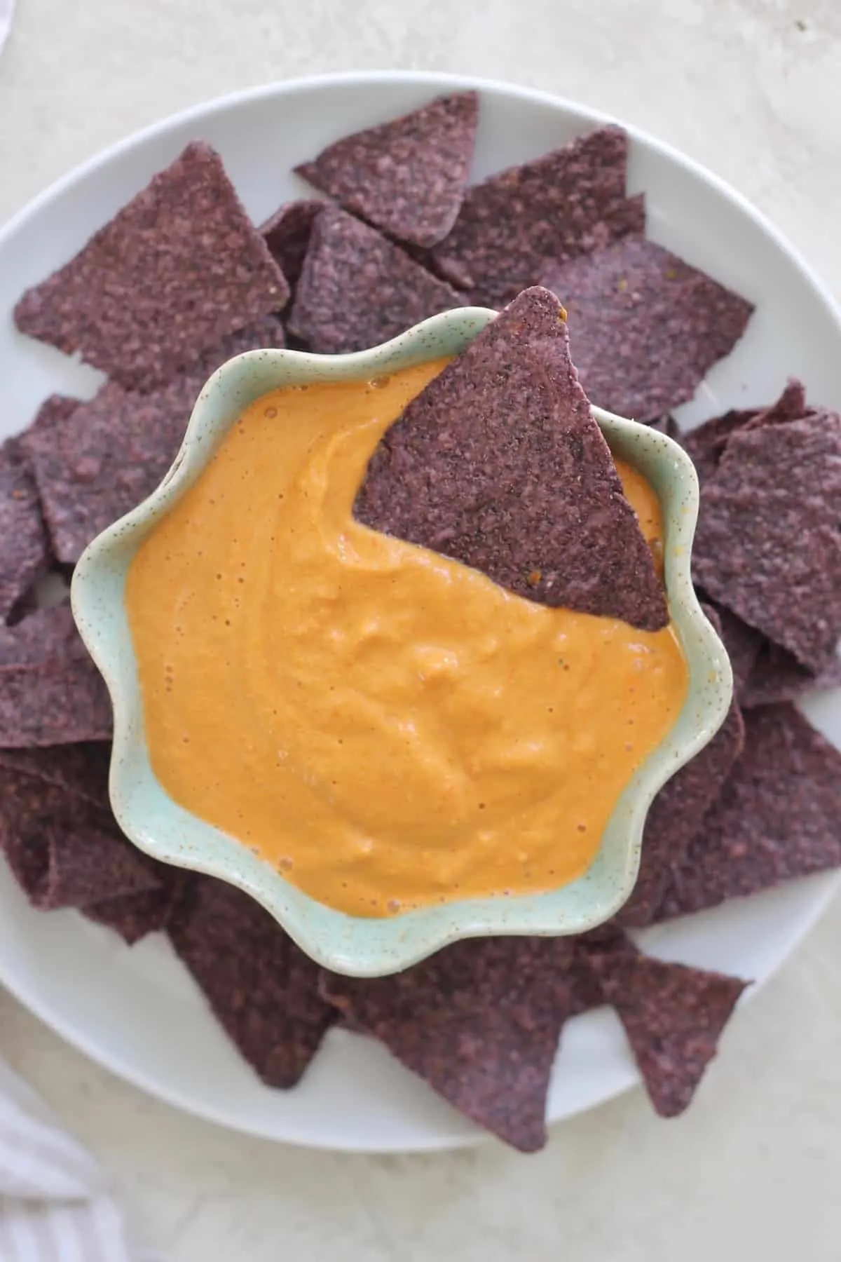 easy-dairy-free-queso-dip