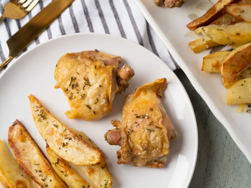 roasted-chicken-and-potatoes