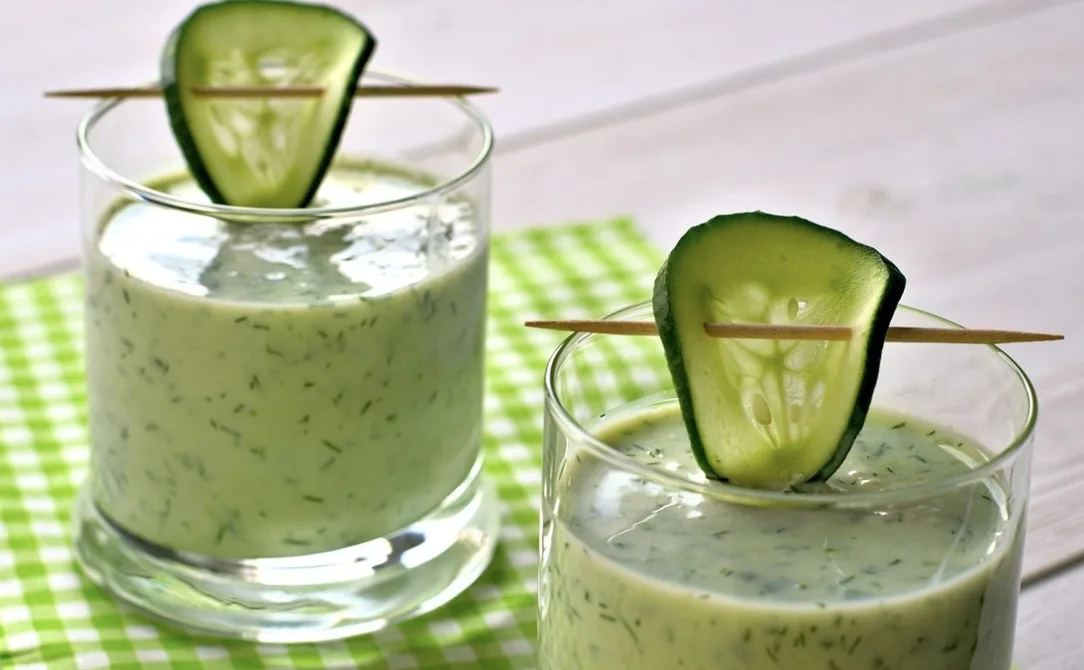 gaspacho-de-courgettes-au-basilic