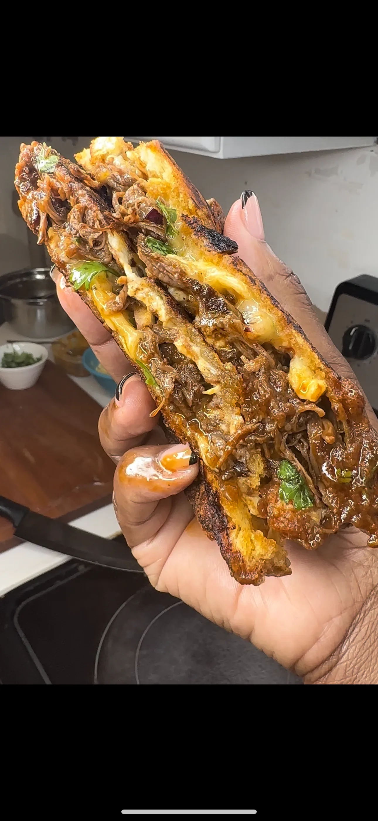 birria-grilled-cheese