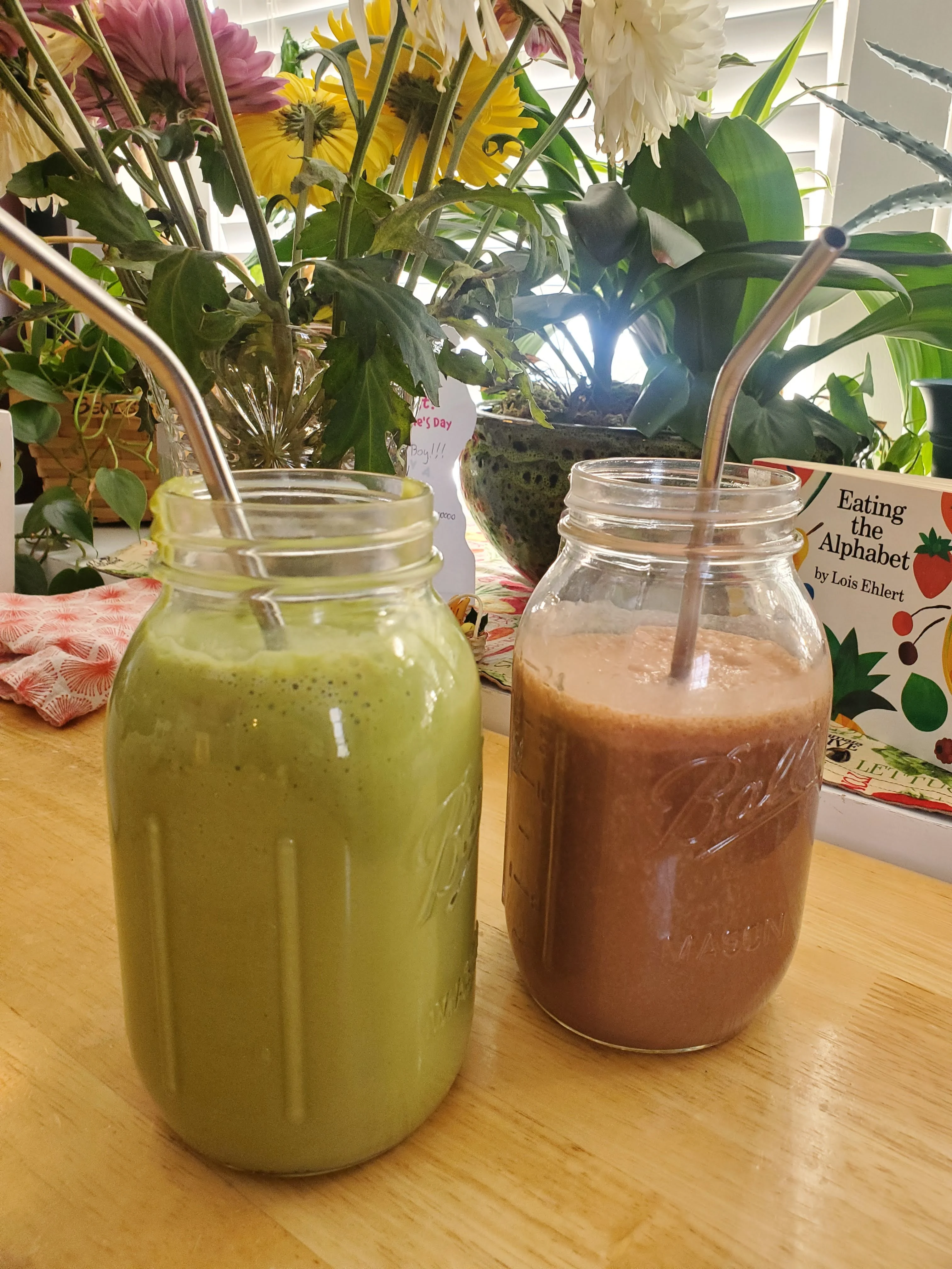 satiating-strawberry-mango-shake