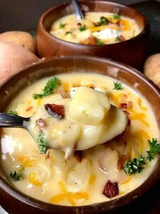 two-cheese-low-carb-cauliflower-and-brocolli-soup