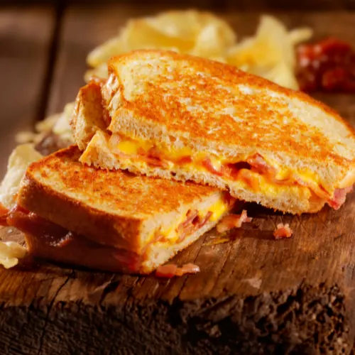 bacon-and-cheese-toasted-sandwich