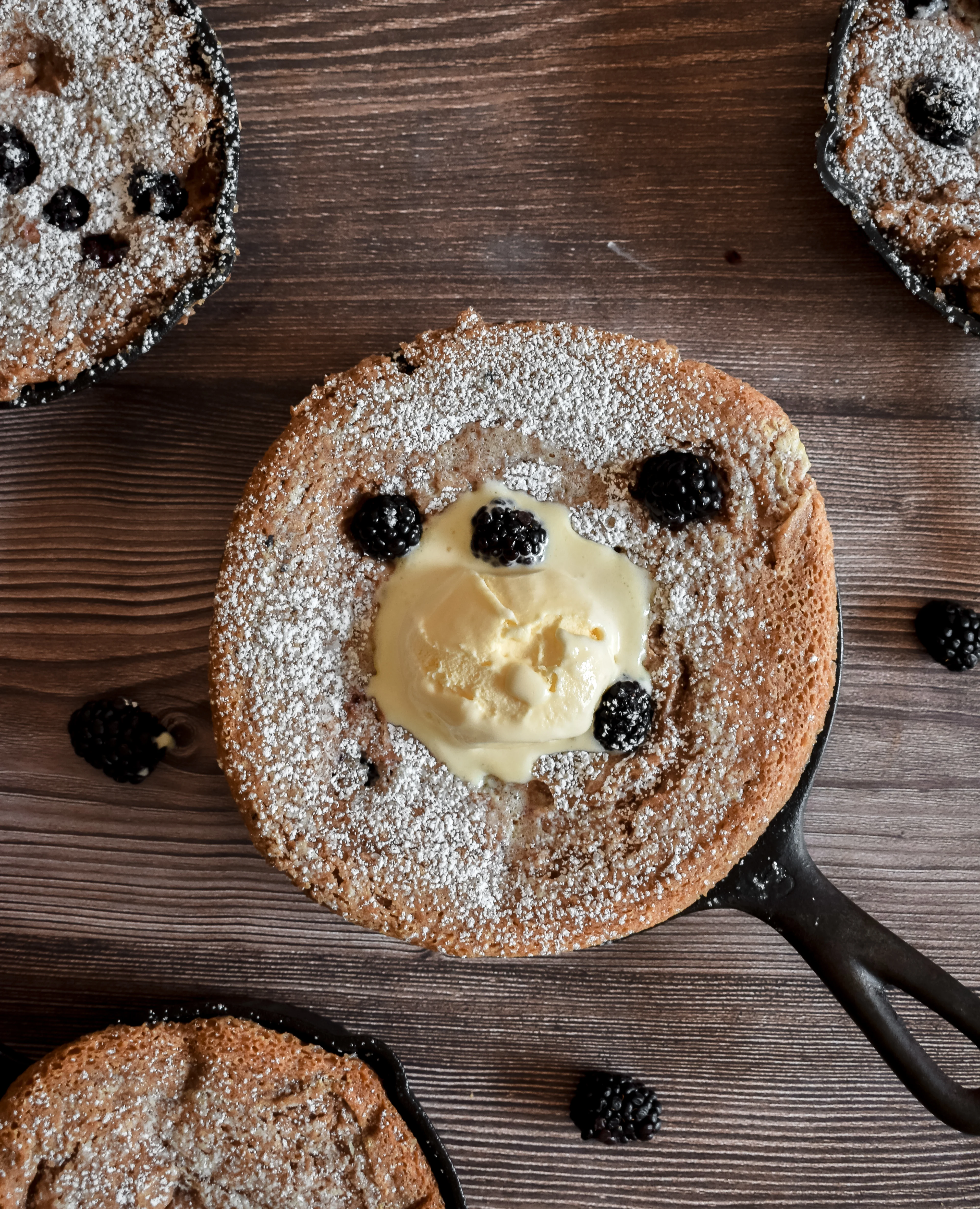 blackberry-cobbler