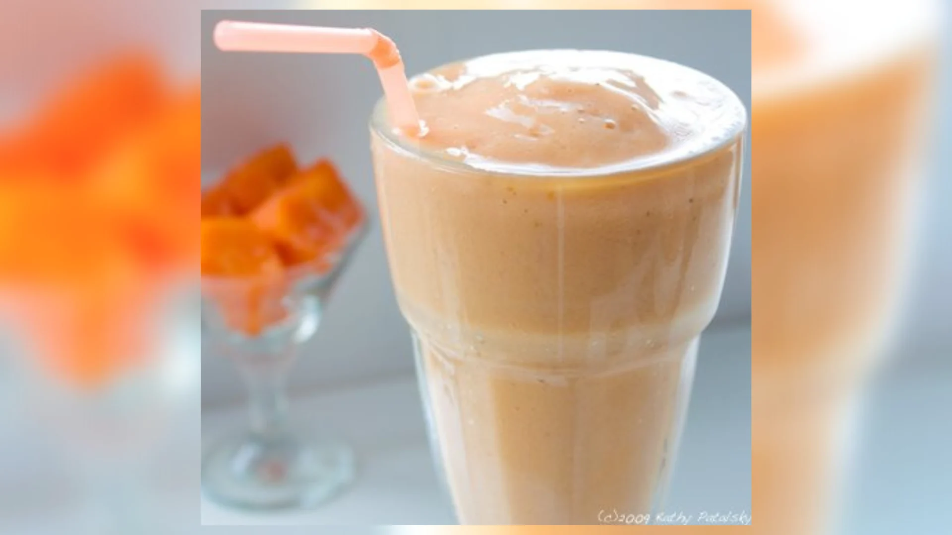 papaya-and-pear-smoothie