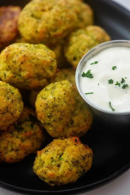 air-fryer-lower-carblow-glycemic-broccoli-bites