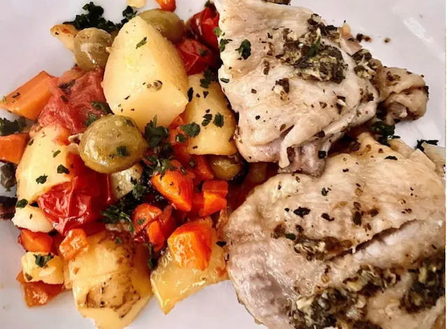 herby-garlic-chicken-thighs-with-potatoes-and-olives