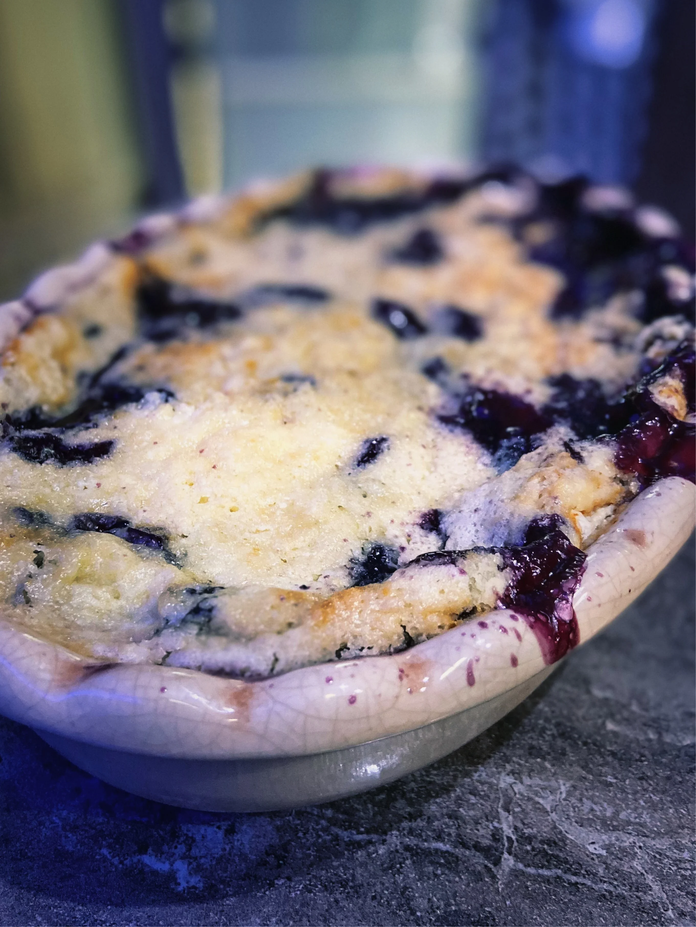 irresistible-homemade-blueberry-dump-cake