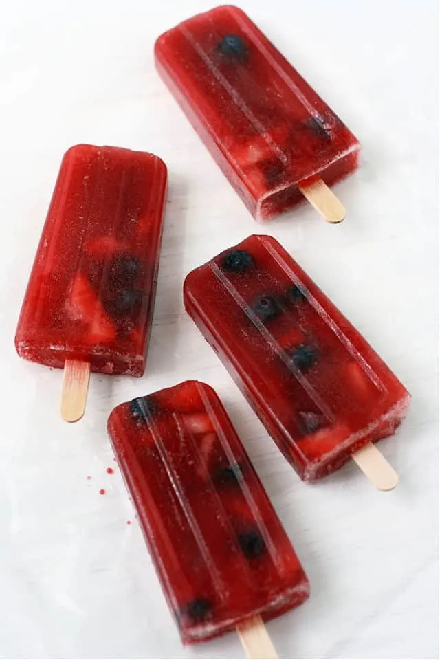berry-tea-popsicles