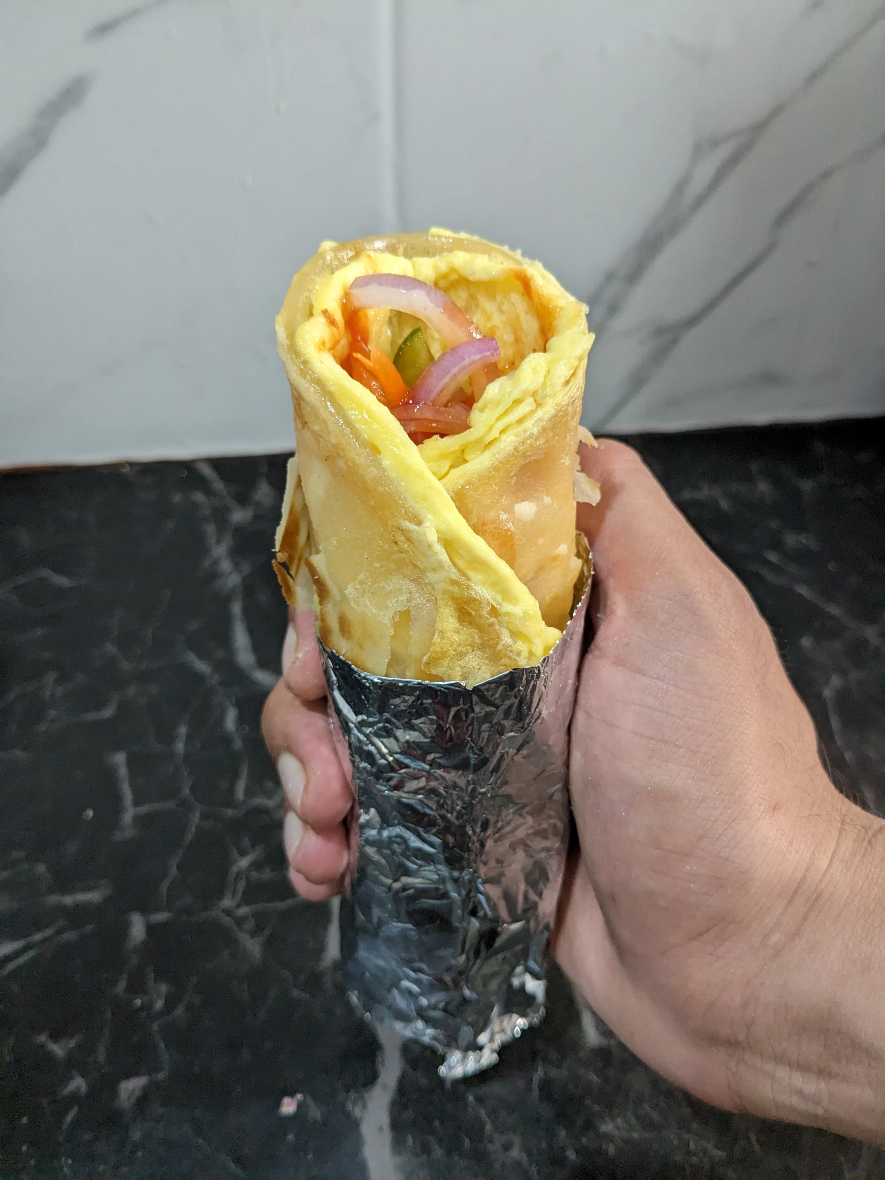 kolkata-style-egg-roll-recipe-or-kolkata-street-style-kathi-roll:-a-burst-of-flavors-in-every-bite