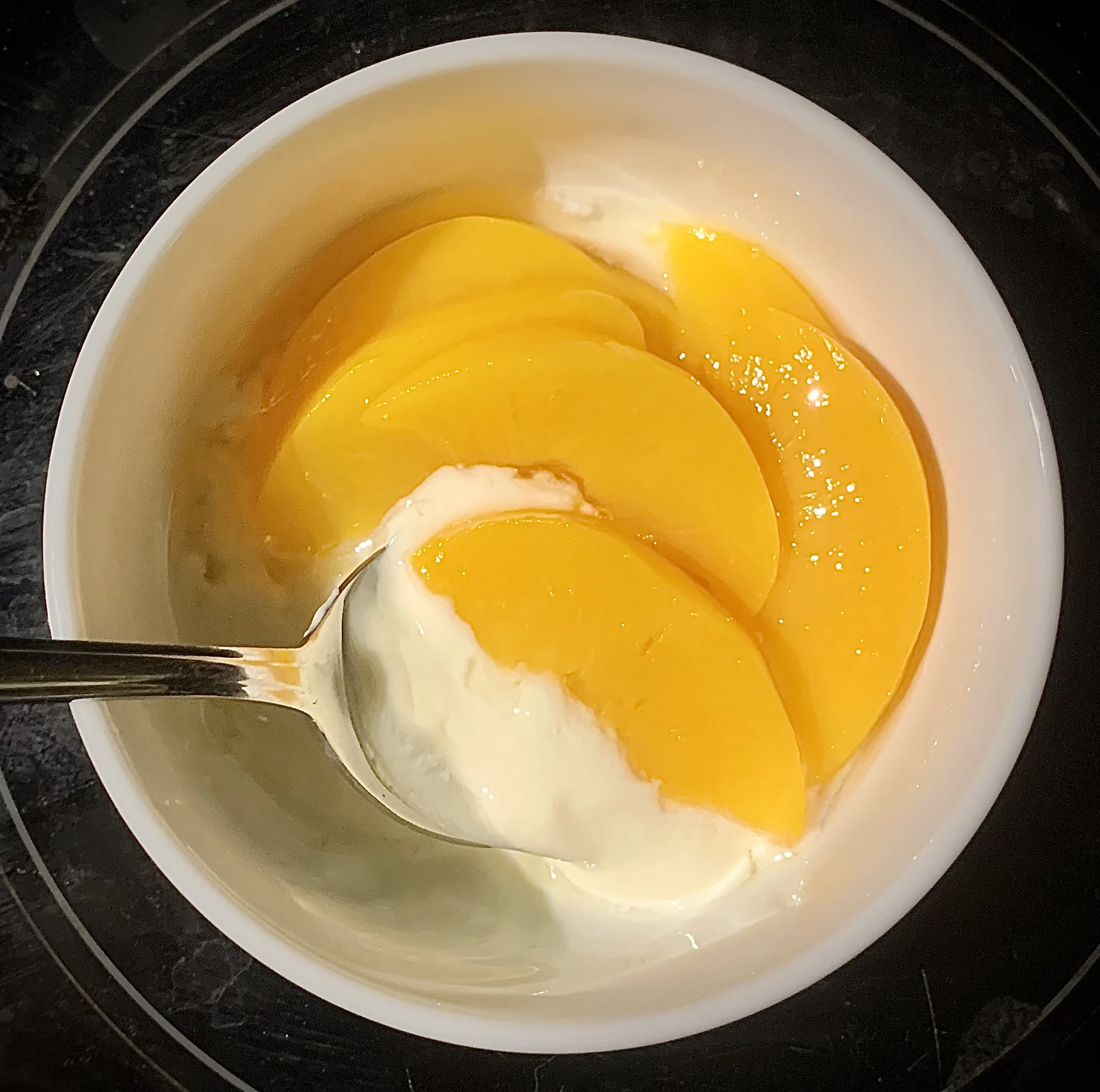 yoghurt-and-tinned-fruit