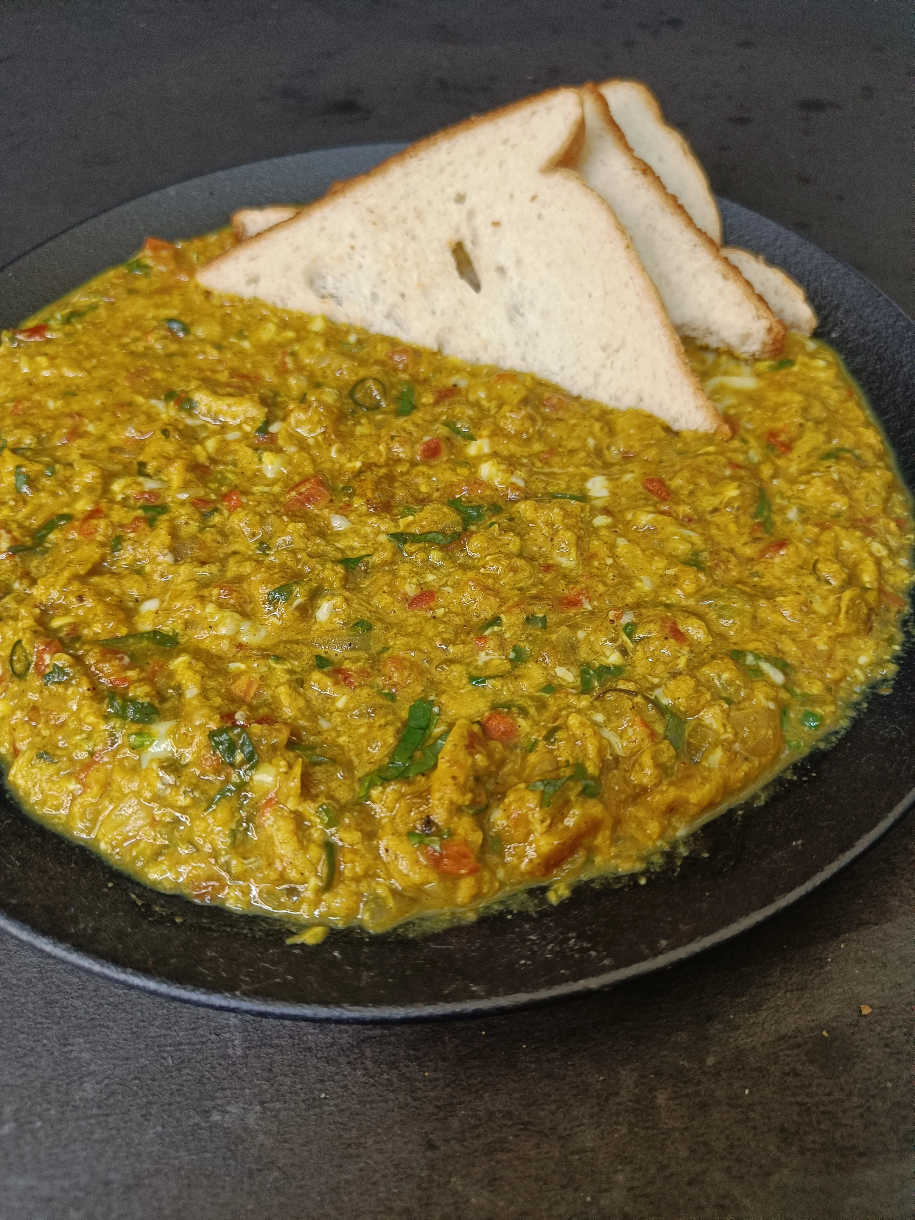 parsi-akuri:-a-scrambled-egg-delight-with-a-parsi-twis