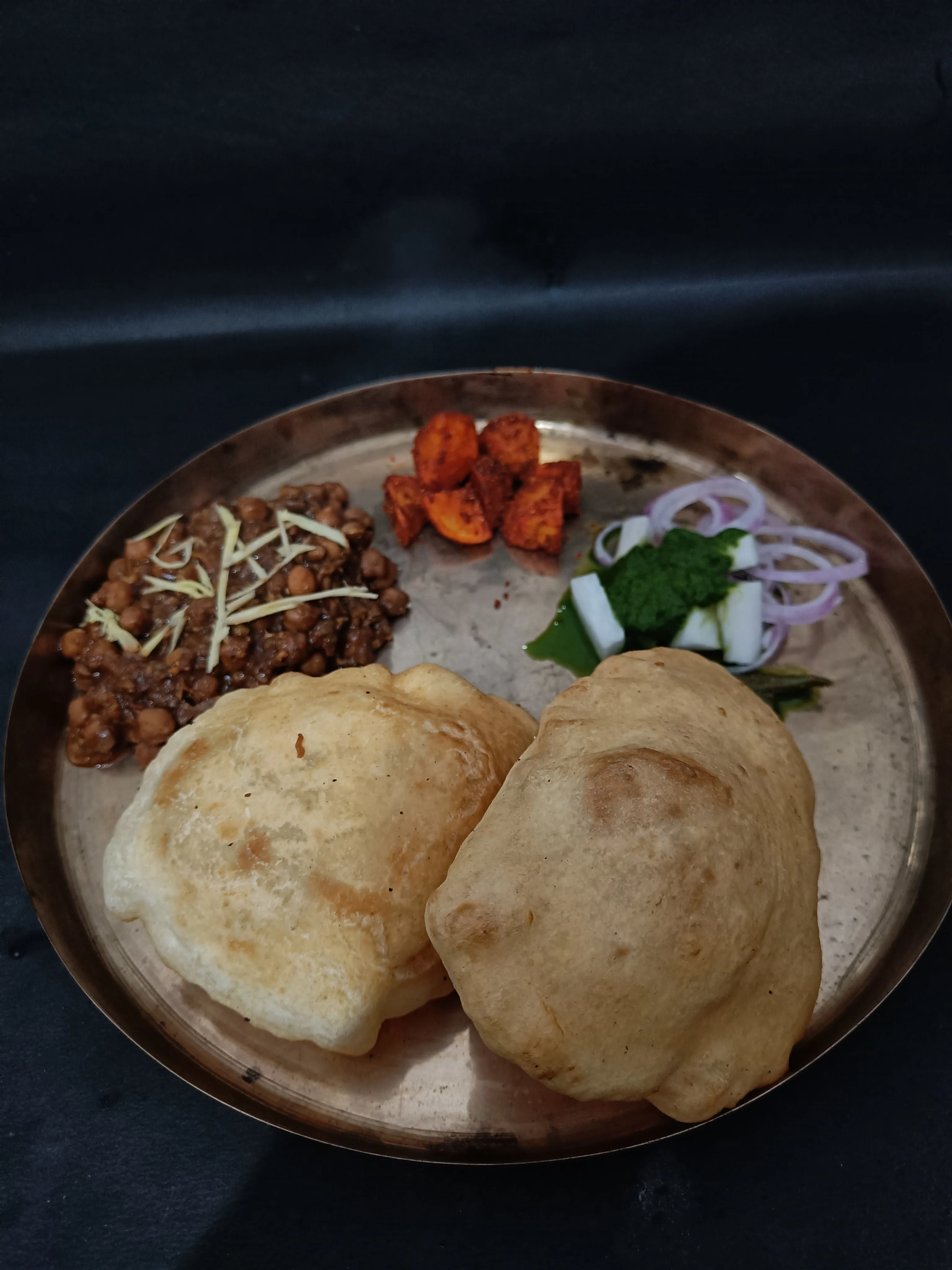 bhatura:-a-fluffy-and-crispy-indian-bread-delight